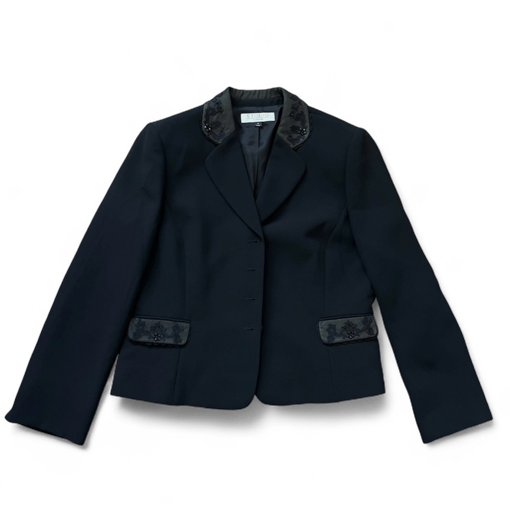 Black Blazer